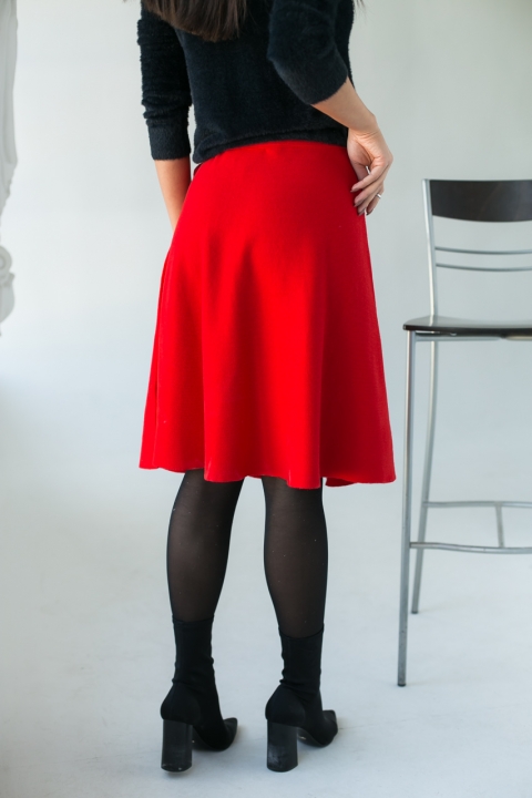 Фото 3 модели 1847 Стильная юбка с завязкой ebelieve - червоний