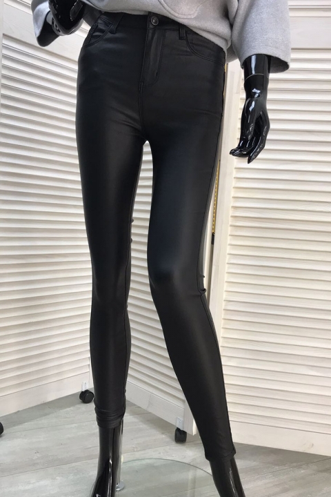 Фото 1 модели jb090 Утепленные джинсы-скинни под кожу GOODIES - чорний