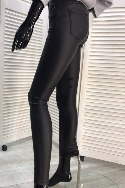 Фото 3 модели jb090 Утепленные джинсы-скинни под кожу GOODIES - чорний