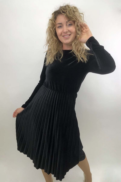 Чорна велюрова сукня в плісування - 823-2 - купити в Україні | Інтернет магазин LUREX