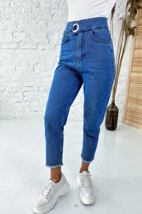 Крутые джинсы с завышенной линией талии