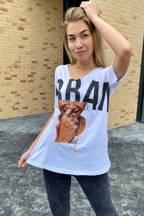 Жіноча бавовняна футболка з принтом і брошкою - 12039 - купити в Україні | Інтернет магазин LUREX