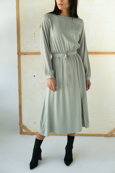Элегантное платье однотонное с пояском - 46108 - купить в Украине | Интернет магазин LUREX
