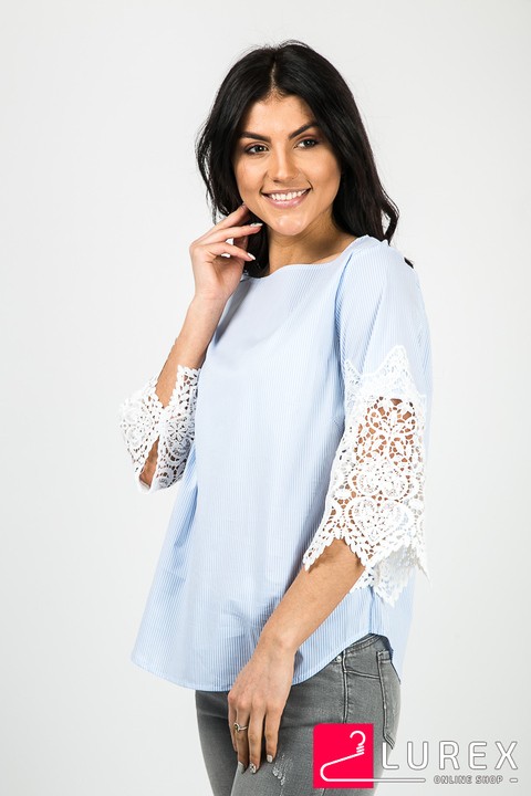 Фото 1 модели 822 Блуза с рукавами из кружева-макраме M-V - блакитна