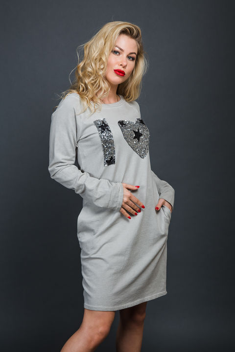 Фото 2 модели L0080 Платье в стиле кэжуал на каждый день LUREX - світло-сірий