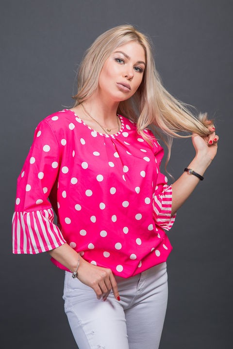 Фото 6 модели L0005 Летняя блуза в гороховый принт - рожева