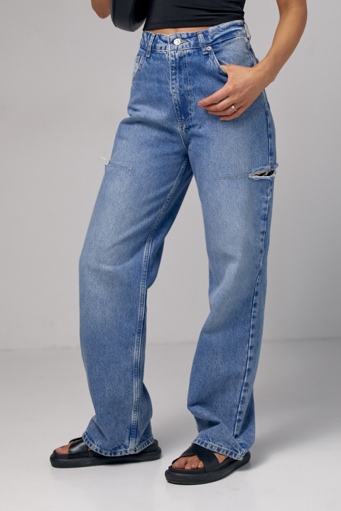 Жіночі джинси з декоративними розрізами на стегнах