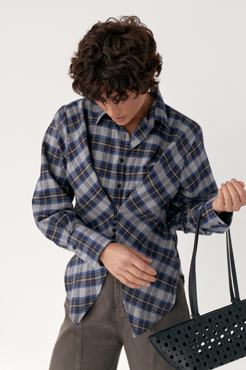 Сорочка в клітинку з акцентом на талію