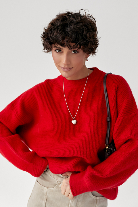 В'язана тепла однотонна кофта