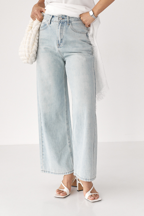 Прямые голубые джинсы Wide leg