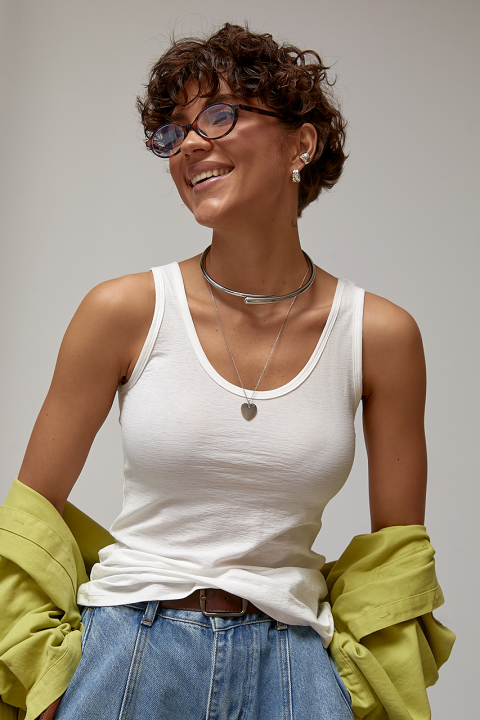 Базова однотонна тонка майка