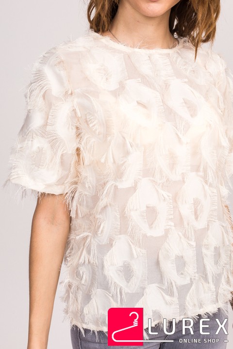 Фото 8 модели 6101 Стильная блузка с имитацией перьев LUREX - бежевая