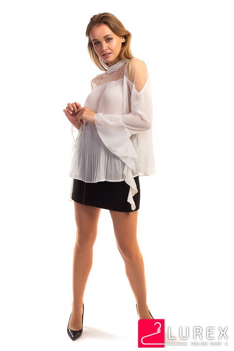 Фото 2 модели 58 Шифоновая блуза в плиссе Hello Kiss! - белая