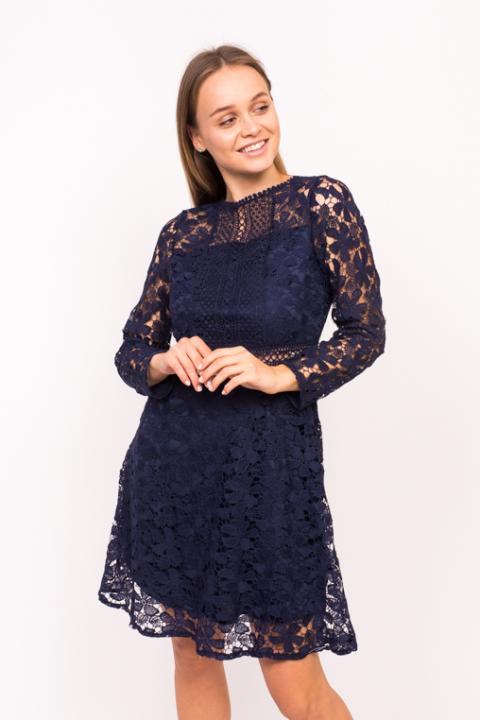 Фото 2 модели 5831 Гипюровое платье с длинным рукавом Qsyr - темно-синє
